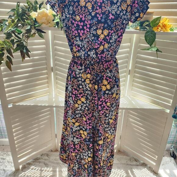 BOUTIQUE BLACK NWOT FLORAL CAP SLEEVE MULTI COLOR FLORAL DRESS - Picture 6 of 6